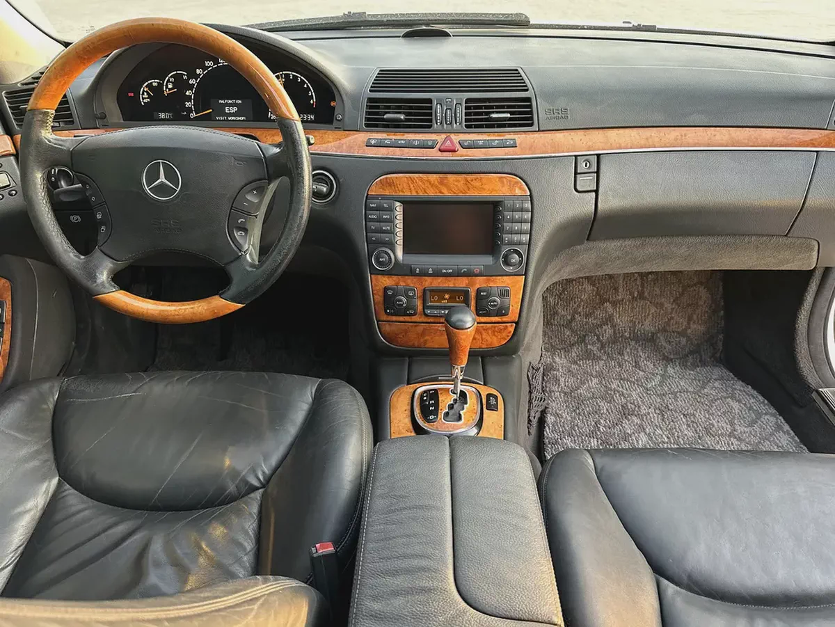 Mercedes-Benz S500 AMG | 5.0L V8 | 2007 | Japanese Specs | 165,000 km | White / Black |-8-8