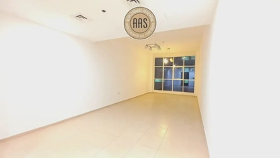In prime location huge 1bhk with all amenities-5