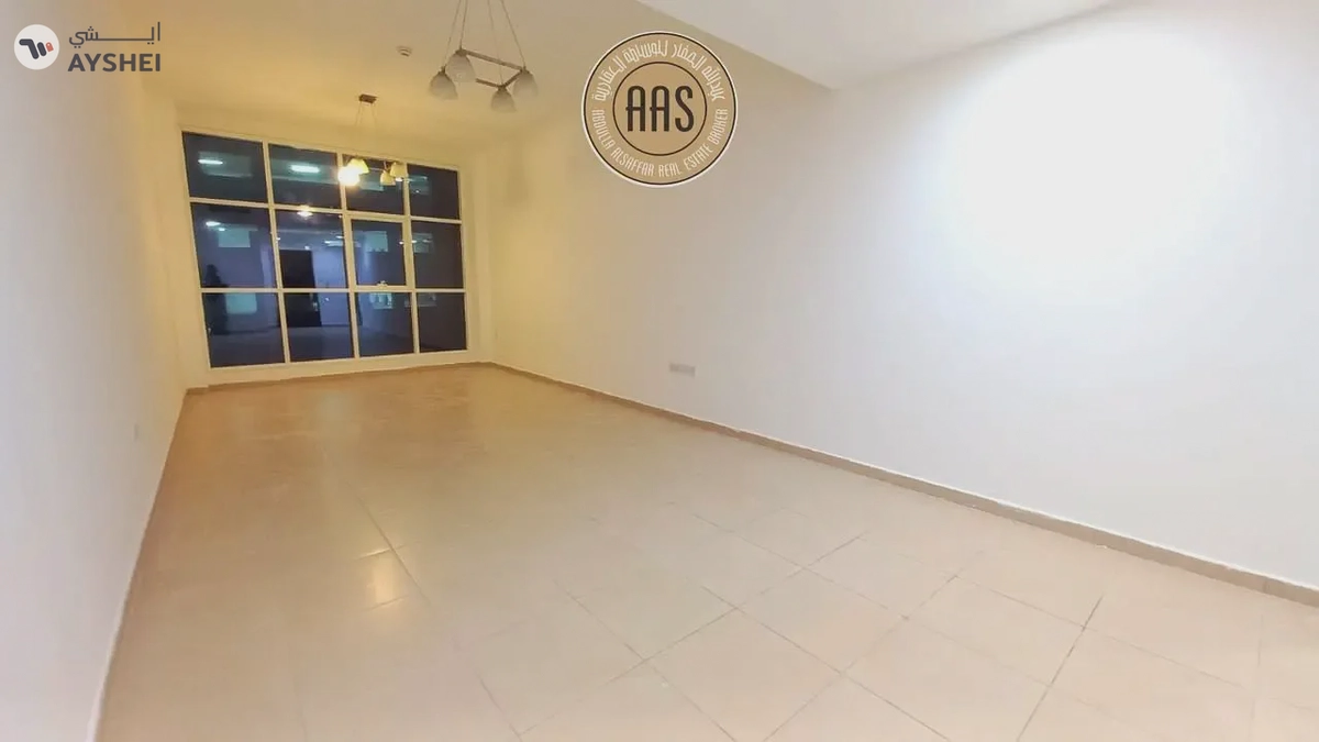 In prime location huge 1bhk with all amenities-15-15