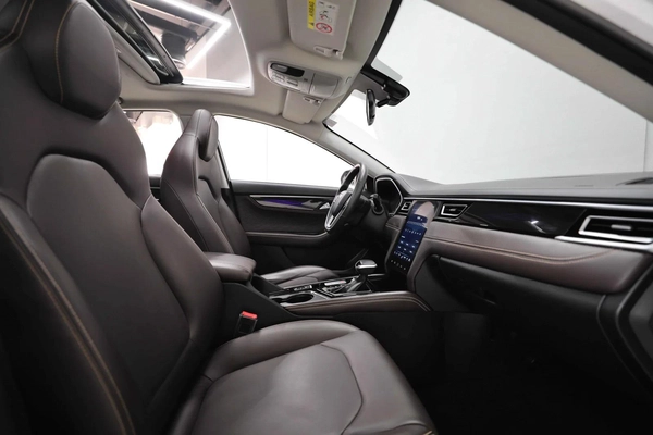 GCC | 1.5L | AED 650 monthly | Free Insurance + Registration | zero Downpayment