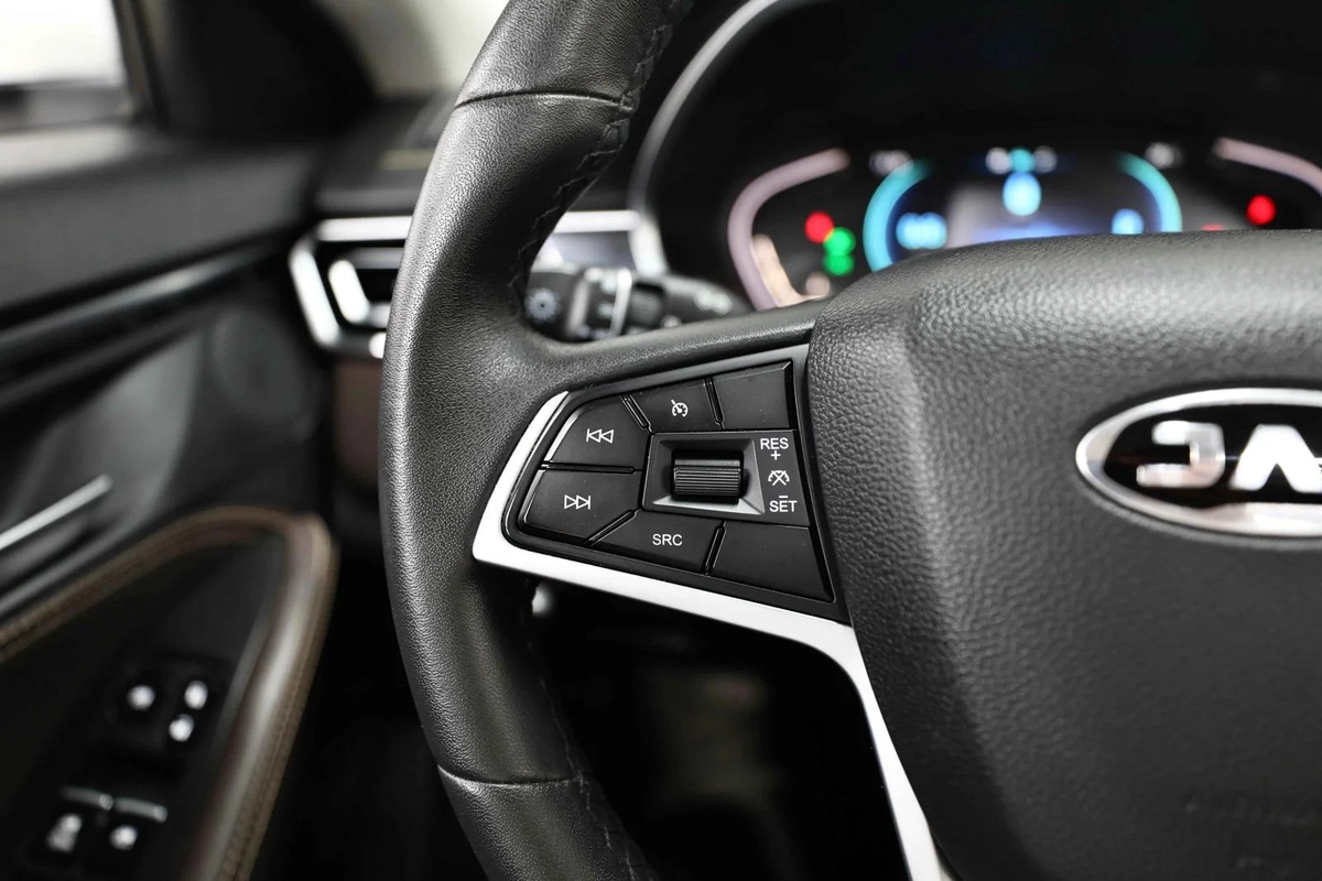 GCC | 1.5L | AED 650 monthly | Free Insurance + Registration | zero Downpayment-11-11