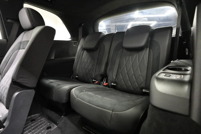 GLS 63 | Original AMG | Clean Title | Free Insurance and Registration-5