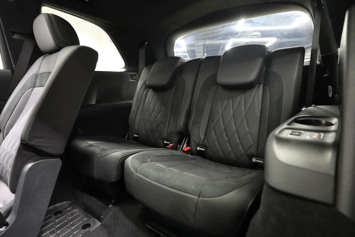 GLS 63 | Original AMG | Clean Title | Free Insurance and Registration-5-5