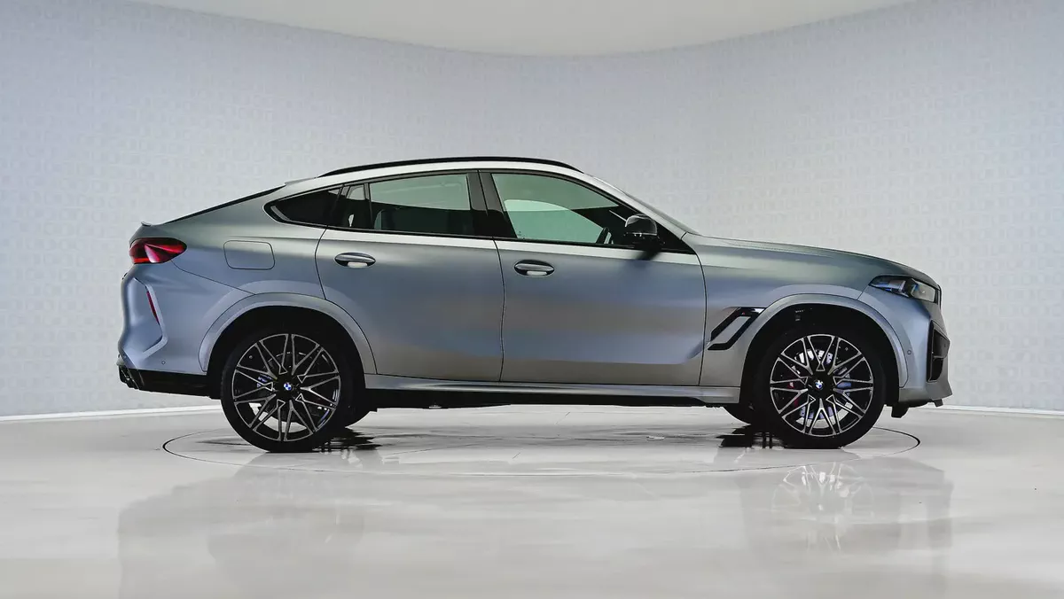 UAEs Very Best Example | AED 7,377 PM | X6 M Competition Individual-2-2