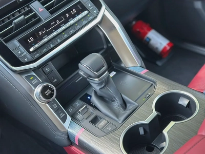 Toyota Land Cruiser GR 3.5T-9