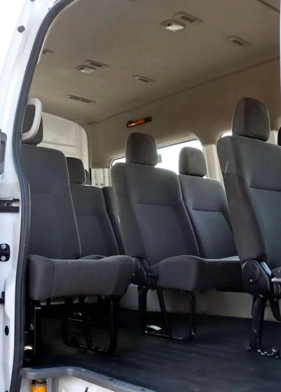 Nissan Urvan STD  Automatic | 2.5 L | 2020 | GCC | Accident-Free | In Excellent Condition | 1176 P.M-2