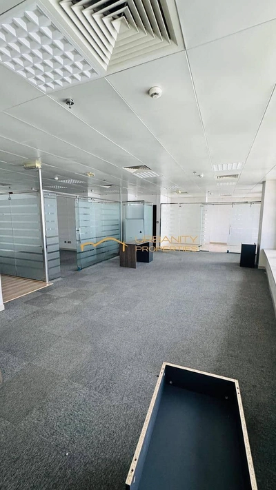 Exclusive Office in Silver Tower | Panoramic Canal & City Views-0