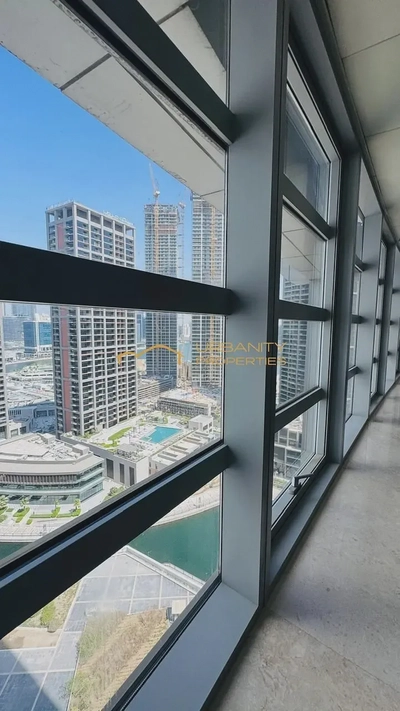 Exclusive Office in Silver Tower | Panoramic Canal & City Views-5