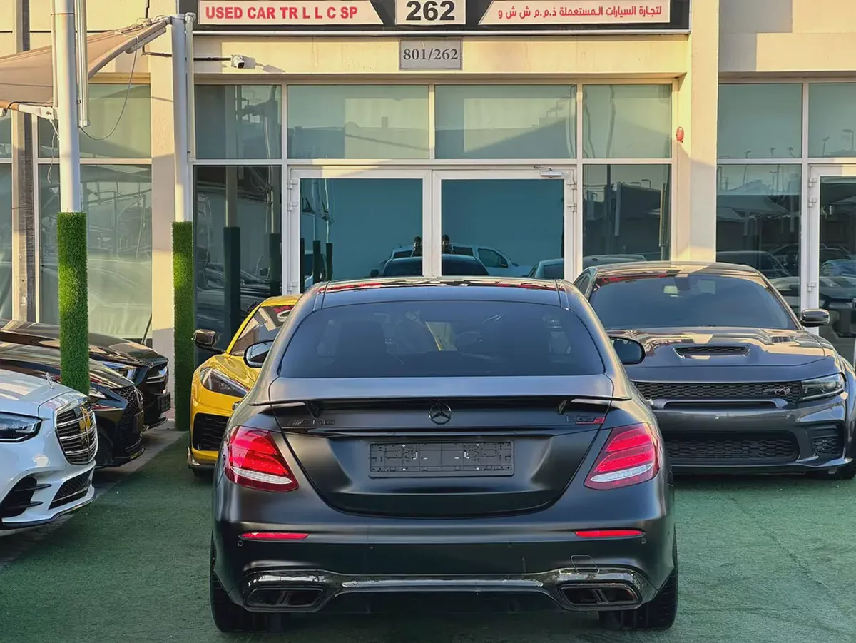 2018 Mercedes-Benz E 63 AMG S - Japanese Specs-3-3