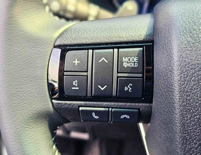 Toyota Fortuner SR5 ADVENTURE || LEATHER PWR SEATS | CLIM SEATS | AUTO REAR DOOR | KEYLESS | | DIFF LOCK | AUTO AC |-20