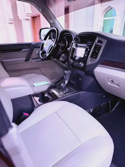ميتسوبيشي باجيرو GLS خليجي 2017-6