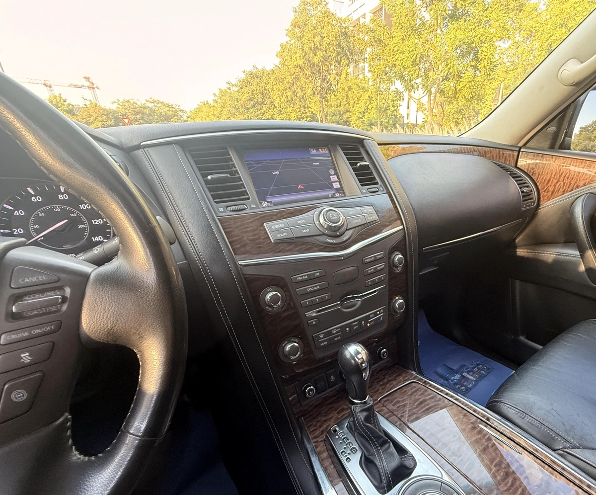 Nissan armada 2017 platinum converted to patrol 2024-4-4