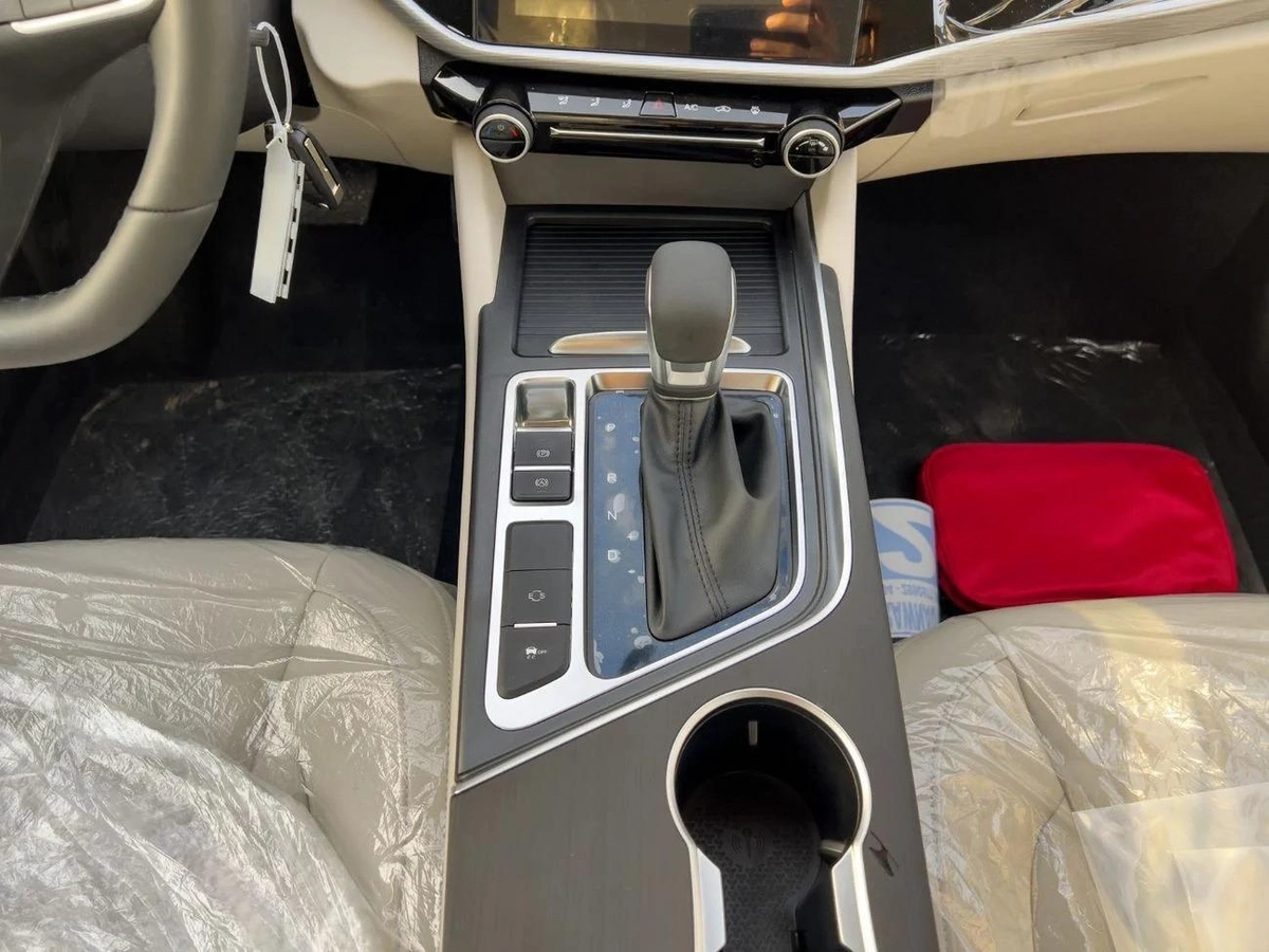 Chery Arrizo 5 EXPORT PRICE - CHERY ARRIZO5 1.5L-5-5