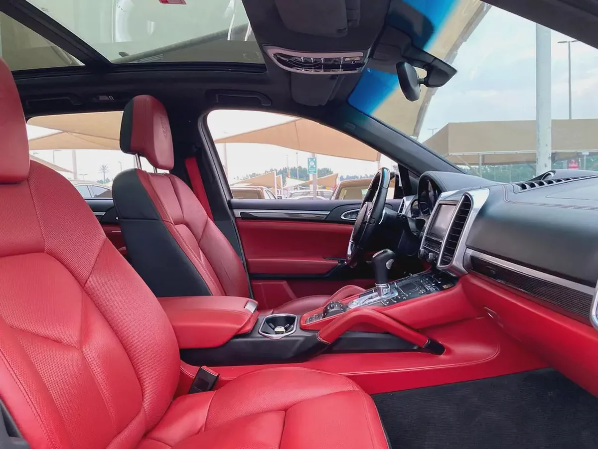 (2014) PORSCHE //CAYENNE //TURBO S //GCC//FULL OPTION// GOOD CONDITION//-18-18
