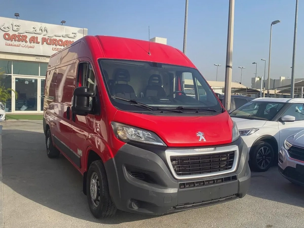Peugeot Boxer L2H2 2018 - GCC Specs - Well Maintained
