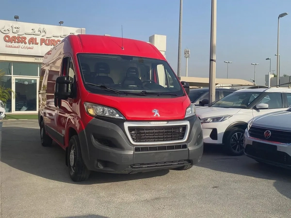 Peugeot Boxer L2H2 2018 - GCC Specs - Well Maintained
