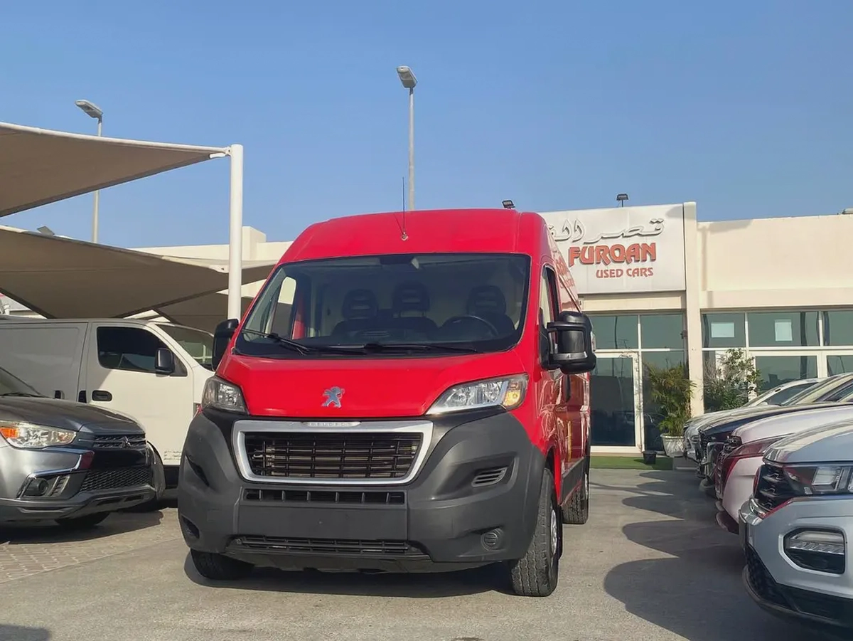 Peugeot Boxer L2H2 2018 - GCC Specs - Well Maintained-4-4