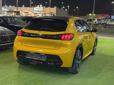 Peugeot 208 GT Line 2022 | GCC Specs | Low Mileage | Warranty-3