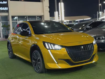 Peugeot 208 GT Line 2022 | GCC Specs | Low Mileage | Warranty-4