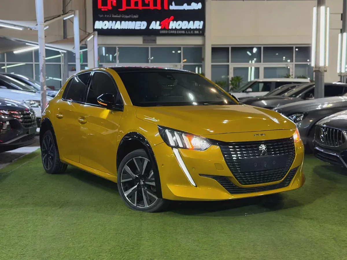 Peugeot 208 GT Line 2022 | GCC Specs | Low Mileage | Warranty