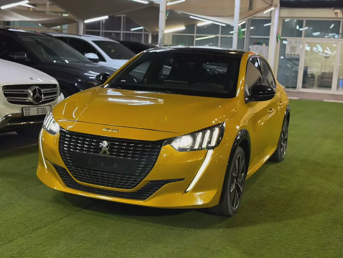 Peugeot 208 GT Line 2022 | GCC Specs | Low Mileage | Warranty-1-1
