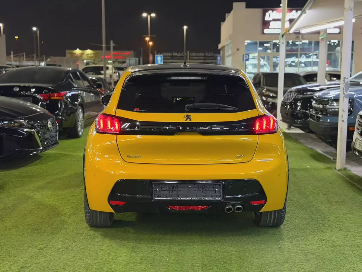 Peugeot 208 GT Line 2022 | GCC Specs | Low Mileage | Warranty-5-5