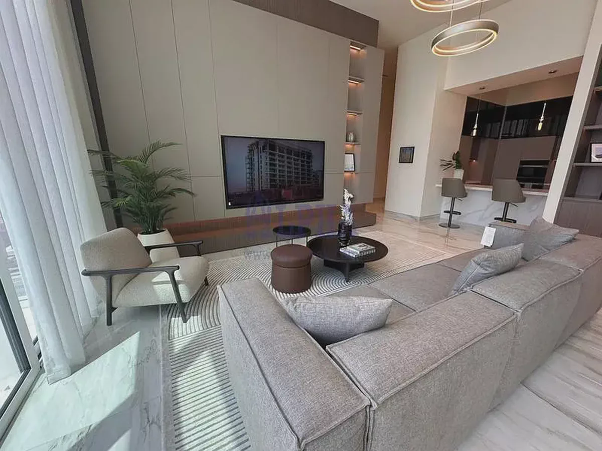 Spacious Penthouse| Luxury Living| High-end-1-1