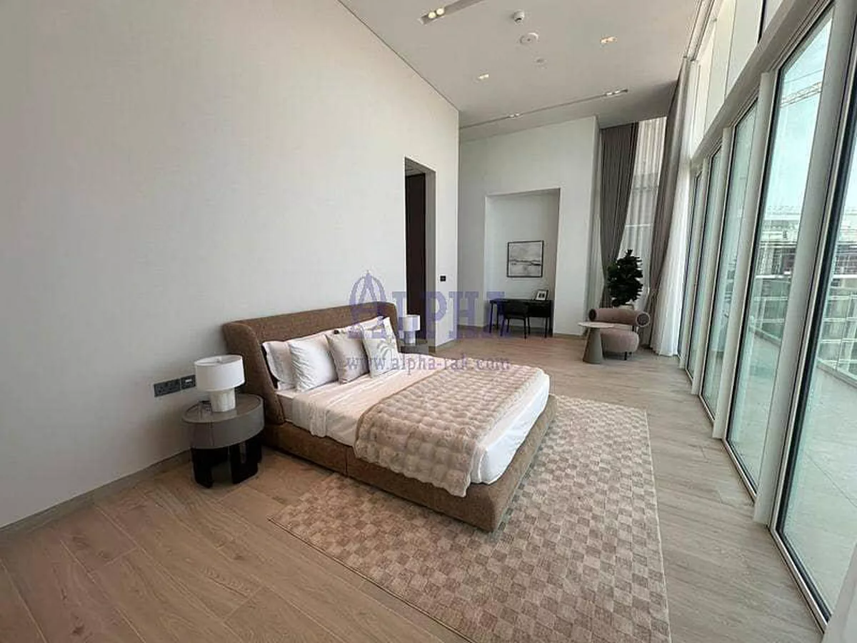 Spacious Penthouse| Luxury Living| High-end-5-5