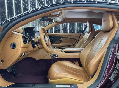 2018 Aston Martin DB 11 | GCC | 5.2 L Twin Turbo | Well Maintained-11