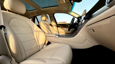 Mercedes Benz GLC 300 STD (NON GCC) Premium-8