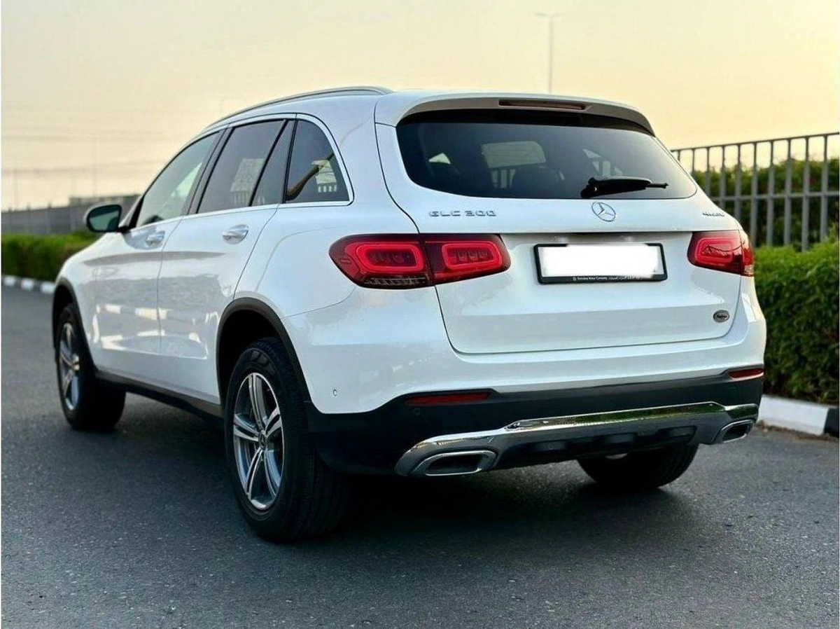 Mercedes Benz GLC 300 STD (NON GCC) Premium-15-15