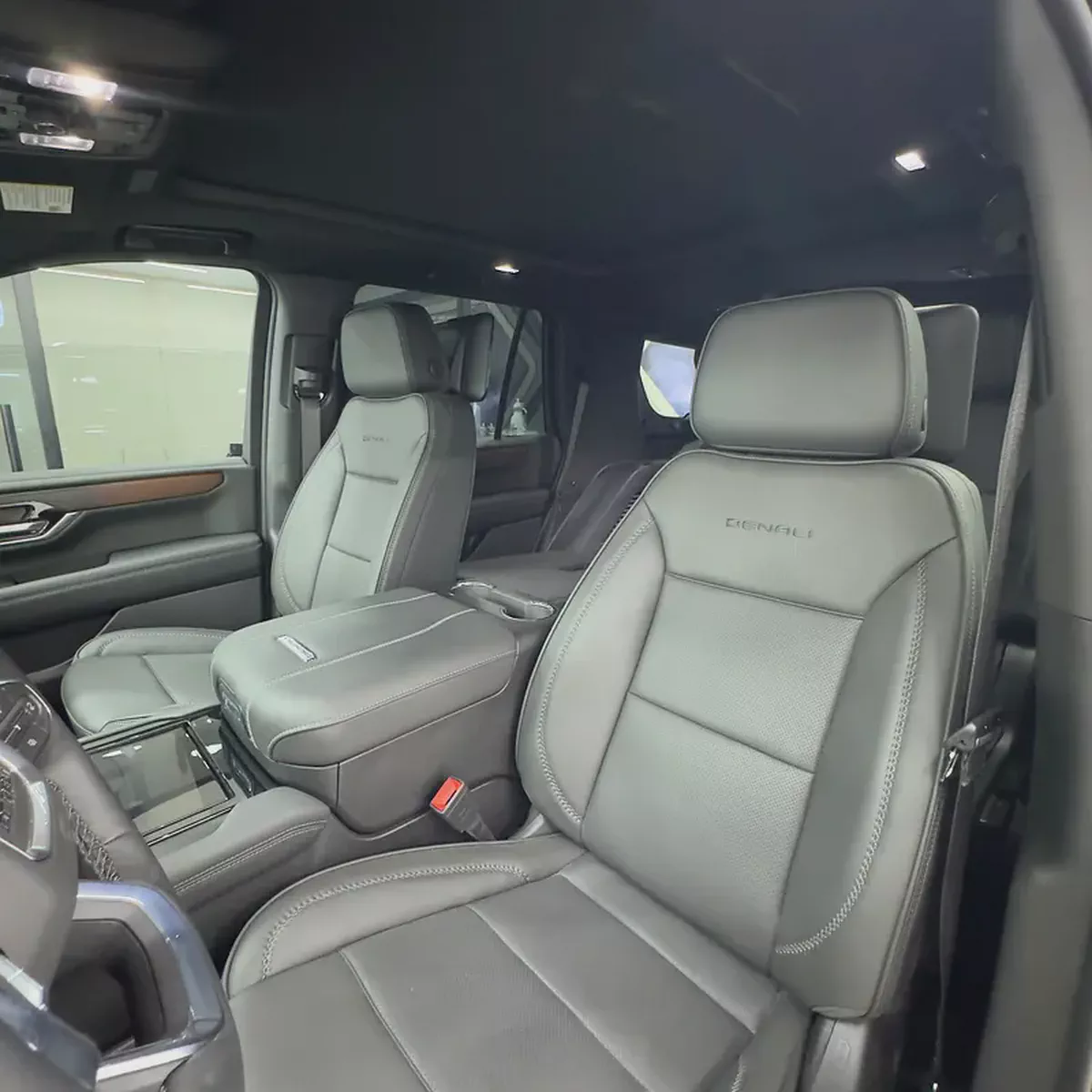 2026 GMC Yukon Denali - Brand New-9-9