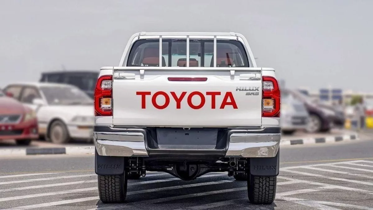 Toyota Hilux SGLX (LHD) TOYOTA HILUX DC 2.7L SR5 MT 4X4 MY2024 – WHITE-3-0