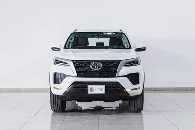 1 YR WARRANTY | GCC | 2.7L | AED 1,650 PM-1