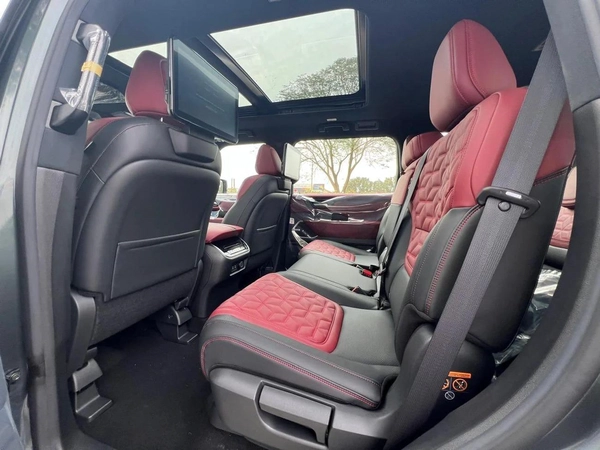 Nissan Patrol  LE Titanium 2026 Gcc