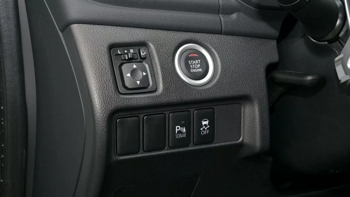 Mitsubishi Montero Sport MONTERO SPORT 3.0L FULL OPTION-12-0