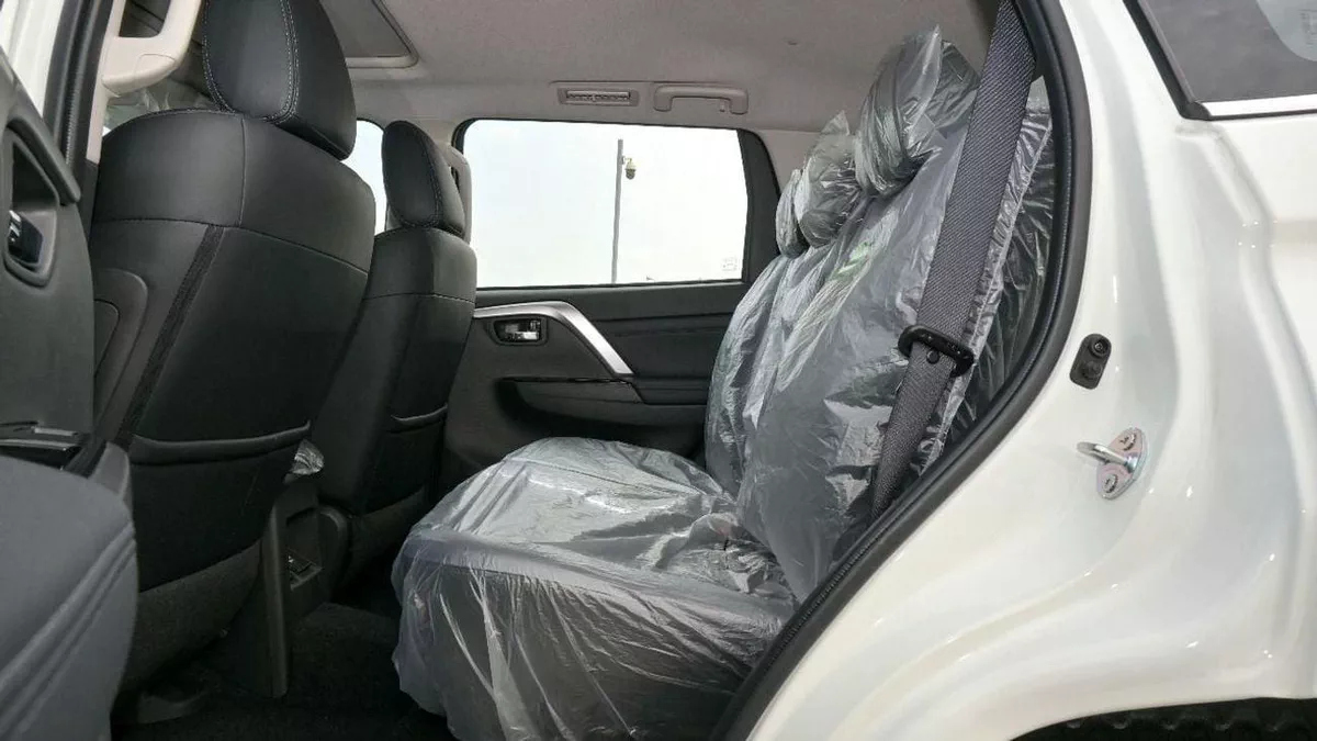 Mitsubishi Montero Sport MONTERO SPORT 3.0L FULL OPTION-23-0