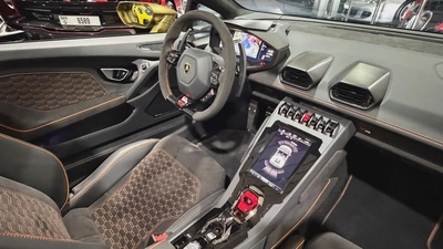 LAMBORGHINI HURACAN EVO SPYDER-4