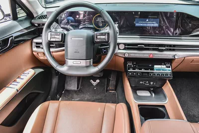 Hyundai Azera Hybrid 2025 | Korean Specs | Clean Title | 13K KM | White | هيونداي ازيرا هايبرد 2025-10