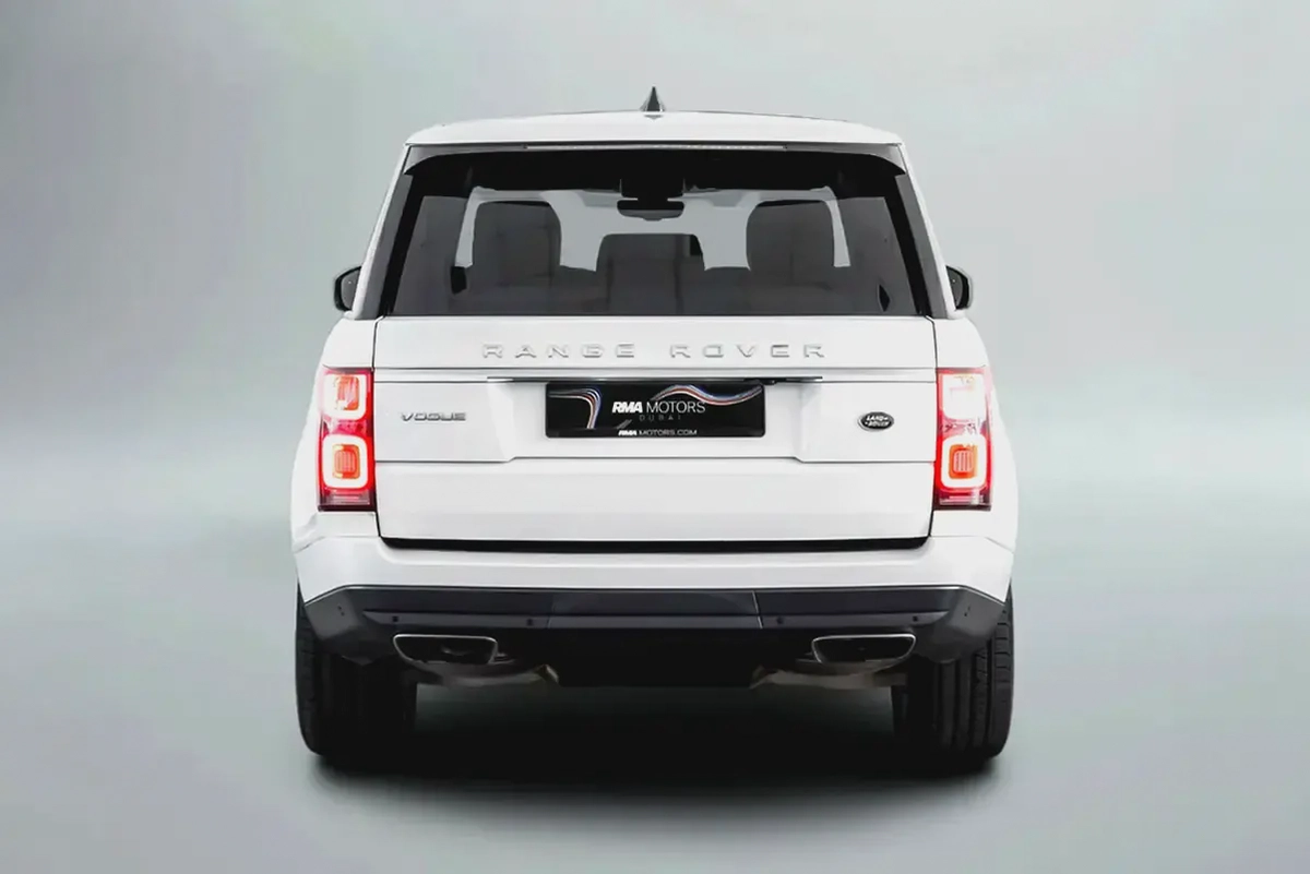 AED 3,172 / 60 months | 0% DP | 2019 Range Rover Vogue HSE Supercharged / Full Service History-3-3