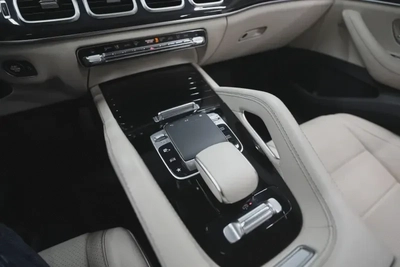 Mercedes-Benz GLS-Class GLS 450-1