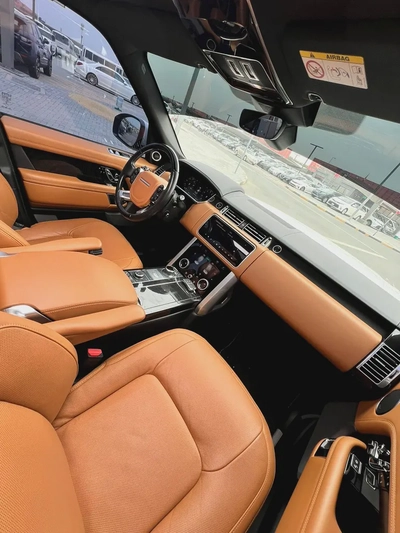 Range Rover vogue L super charged V8 Gcc-9