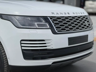 Range Rover vogue L super charged V8 Gcc-10