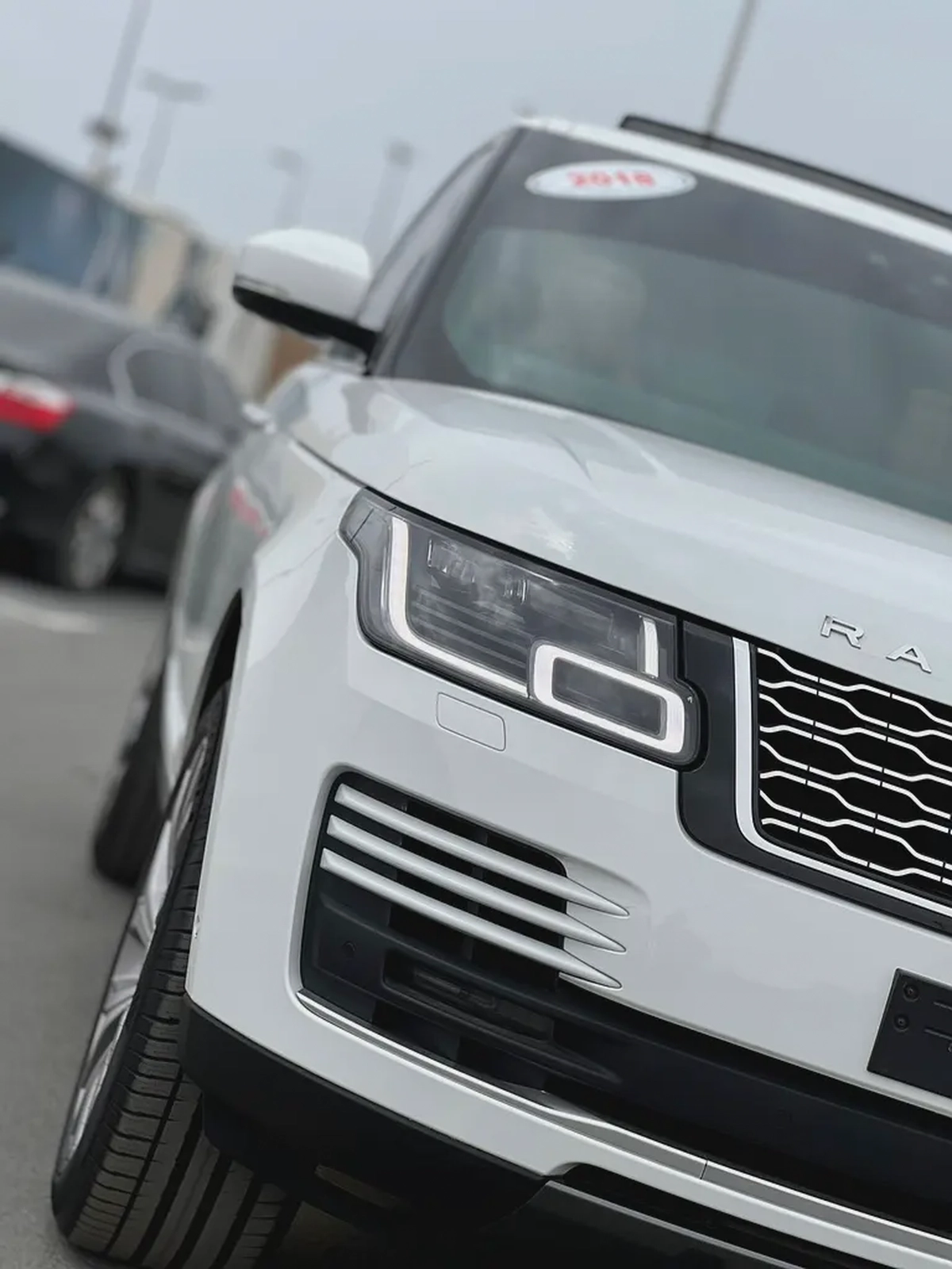 Range Rover vogue L super charged V8 Gcc-15-15