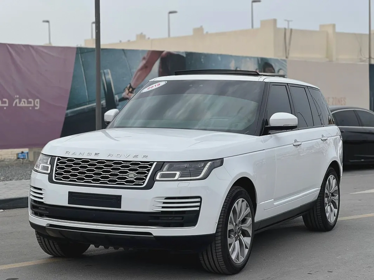 Range Rover vogue L super charged V8 Gcc-2-2
