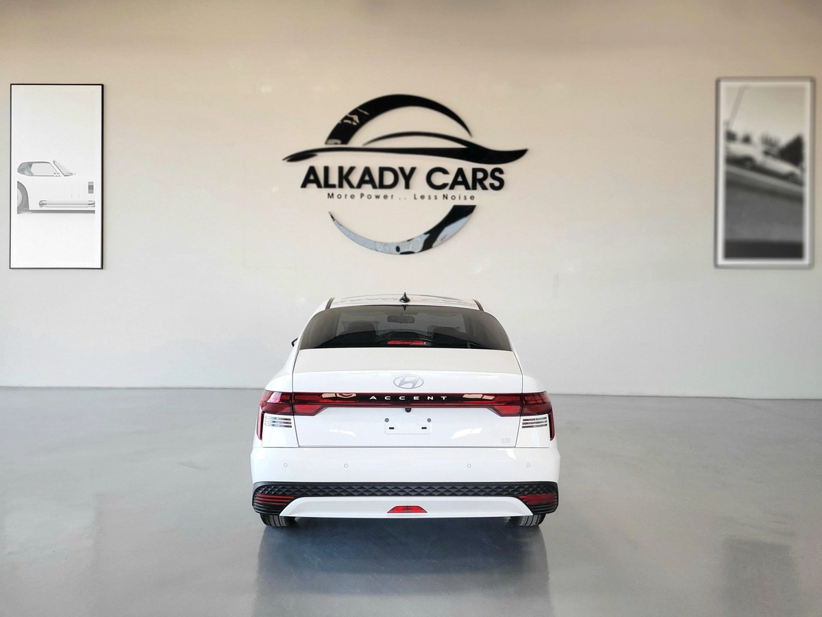 HYUNDAI ACCENT LUXUARY 1.5L 2025 (GCC SPECS)-1-1