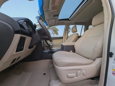 TOYOTA PRADO 2018 GXR TOP FULL OPTION V6 4.0L GCC IN EXCELLENT CONDITION-3