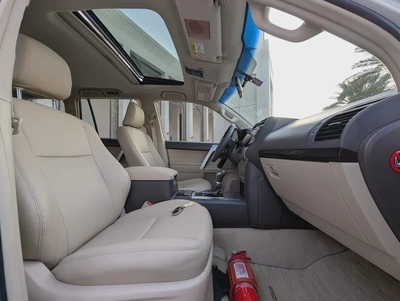 TOYOTA PRADO 2018 GXR TOP FULL OPTION V6 4.0L GCC IN EXCELLENT CONDITION-4