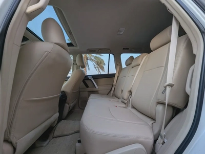 TOYOTA PRADO 2018 GXR TOP FULL OPTION V6 4.0L GCC IN EXCELLENT CONDITION-6