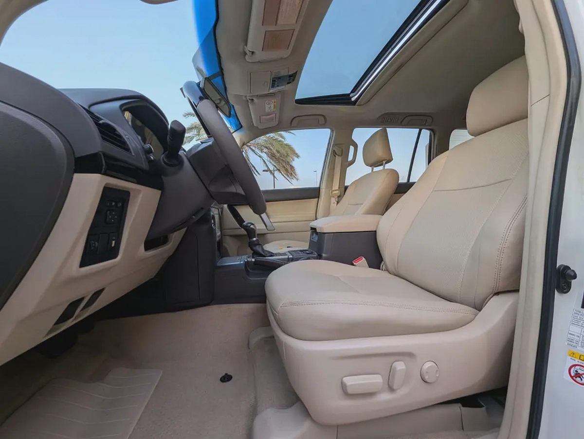 TOYOTA PRADO 2018 GXR TOP FULL OPTION V6 4.0L GCC IN EXCELLENT CONDITION